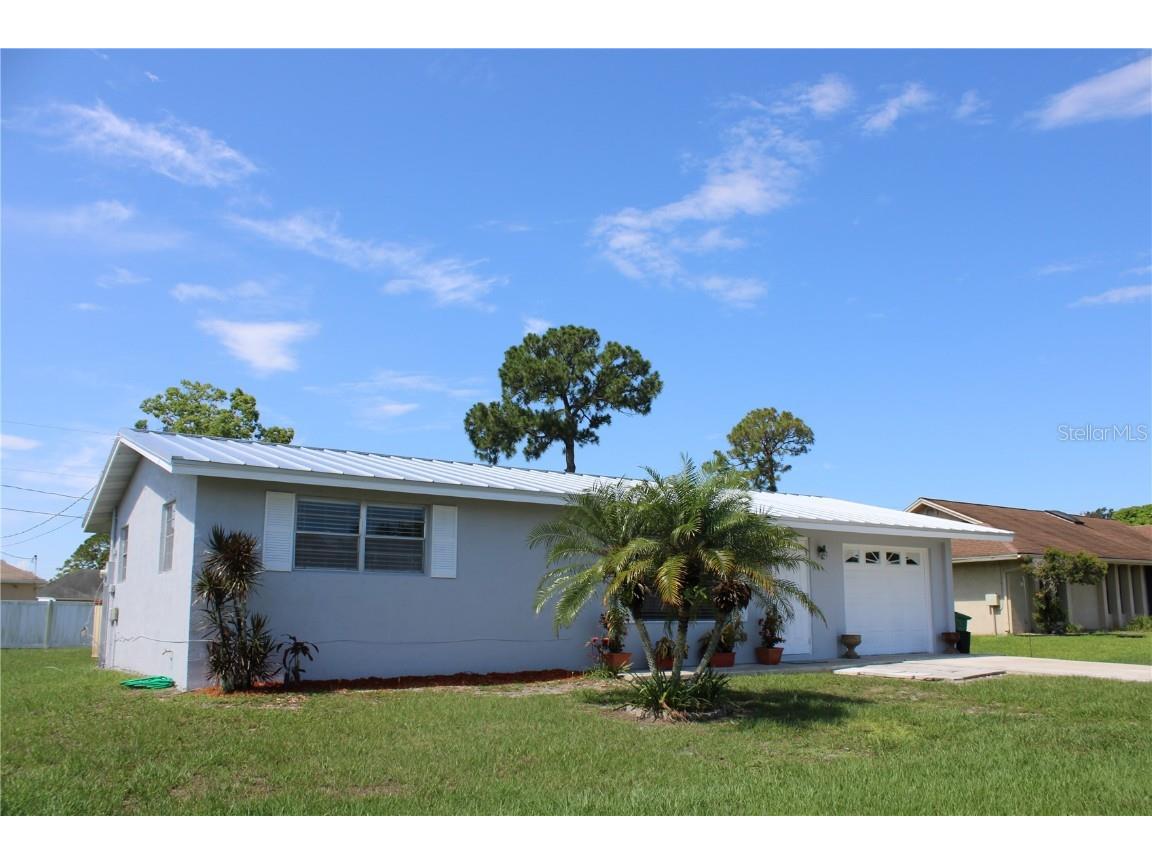 140 SE Duxbury Avenue Port Saint Lucie FL 34983 OK225351 image1