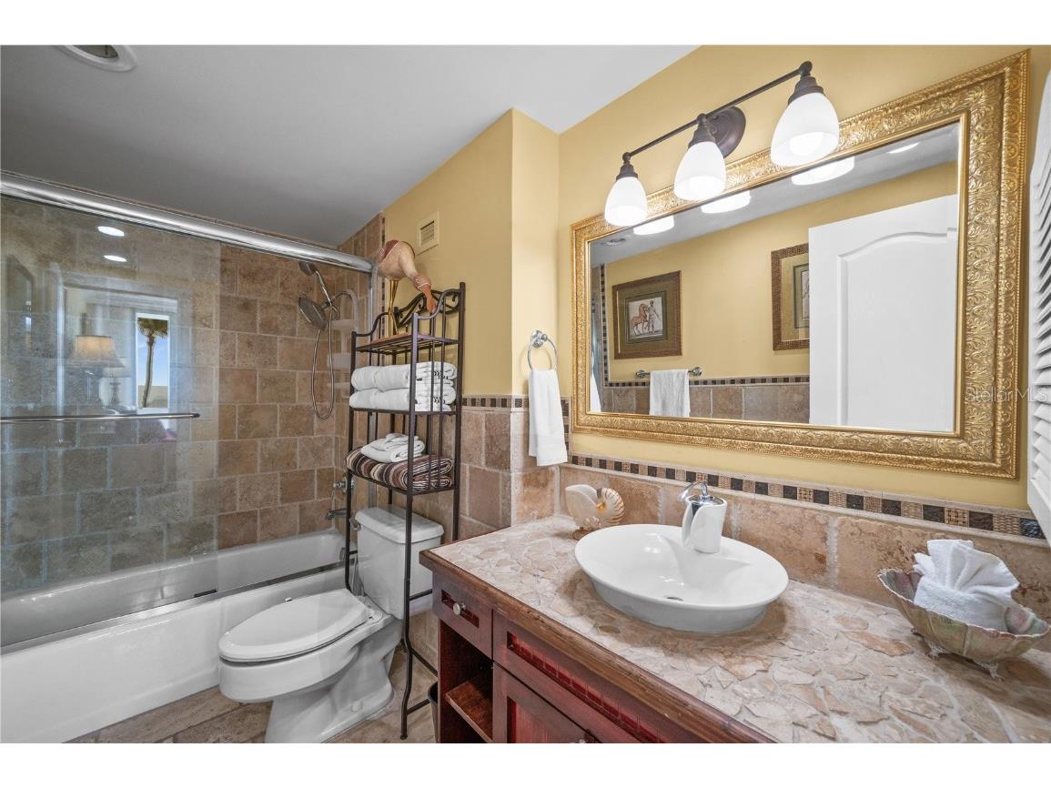 140 Seaview Court #302N Marco Island FL 34145 - GULF OF MEXICO A4642826 image10