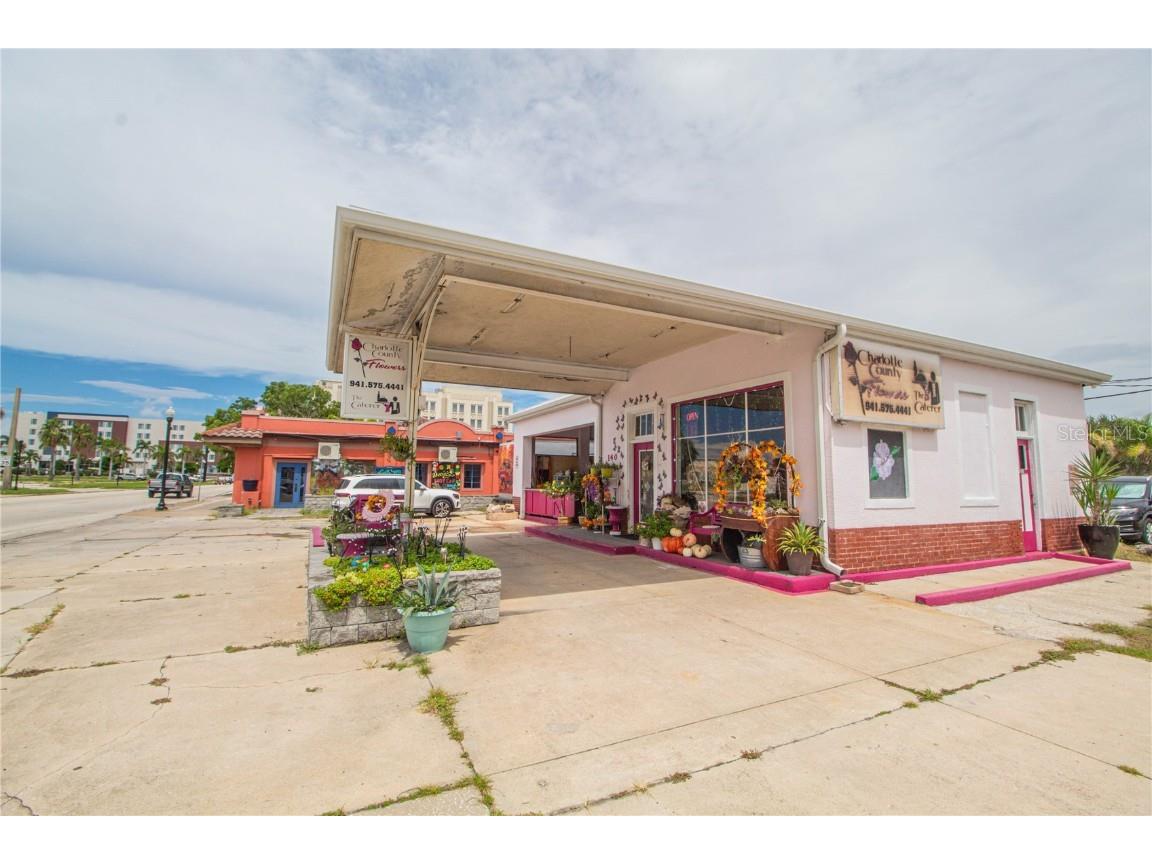 140 Tamiami Trail Punta Gorda FL 33950 C7515958 image1