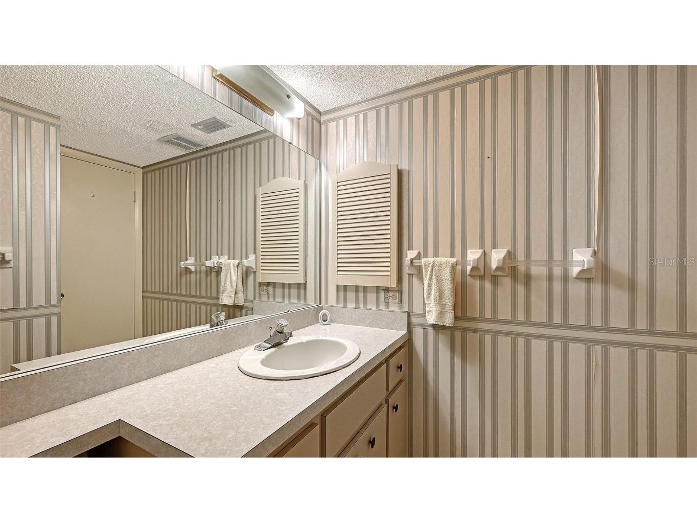 1400 1st Avenue W #304 Bradenton FL 34205 - MANATEE RIVER A4670486 image29