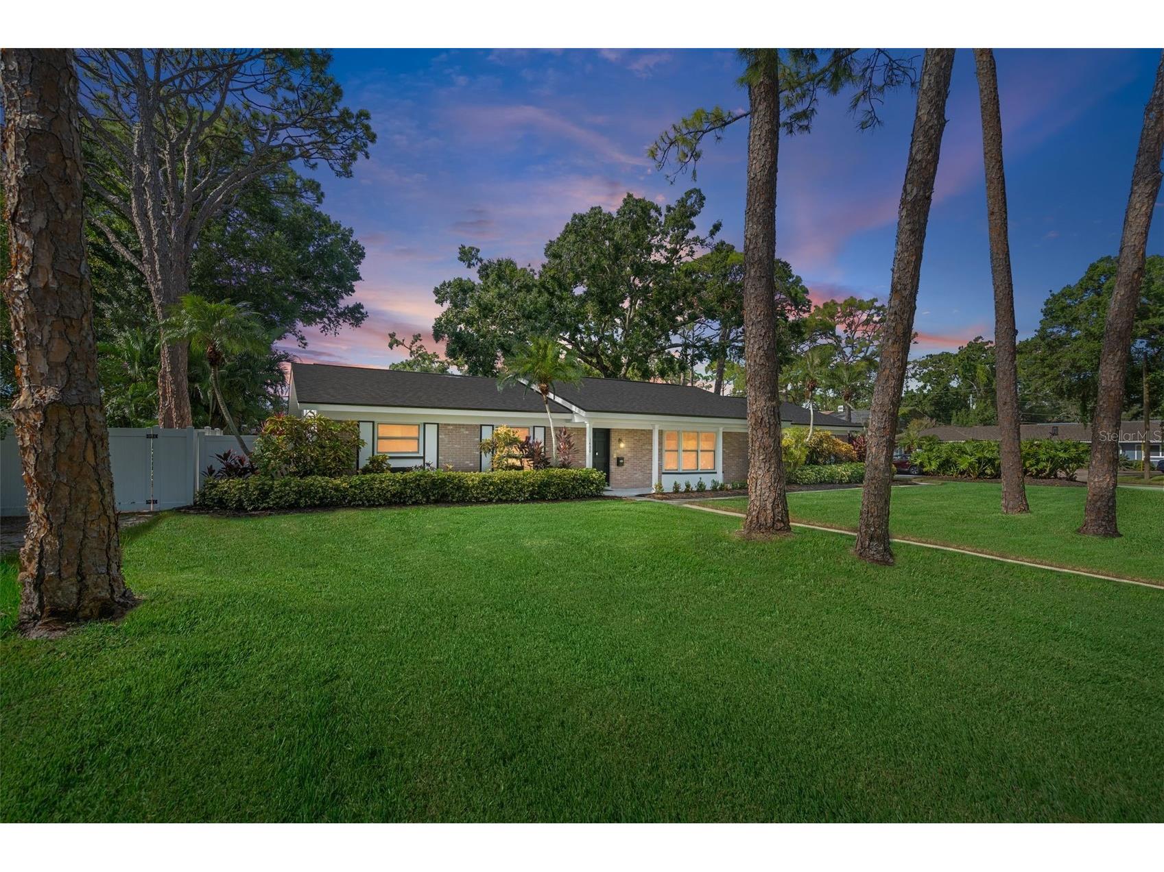 1400 88th Avenue N Saint Petersburg FL 33702 TB8436180 image1