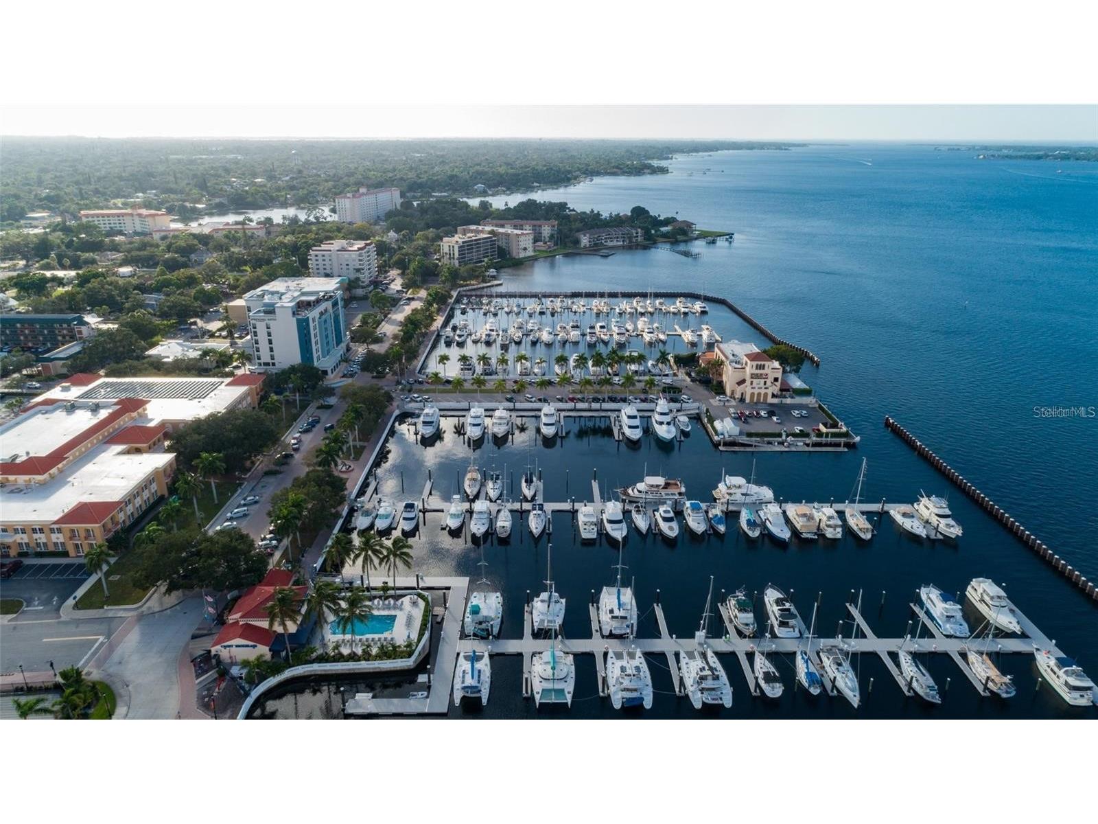 1400 Barcarrota Boulevard #201 Bradenton FL 34205 - MANATEE RIVER A4689356 image34