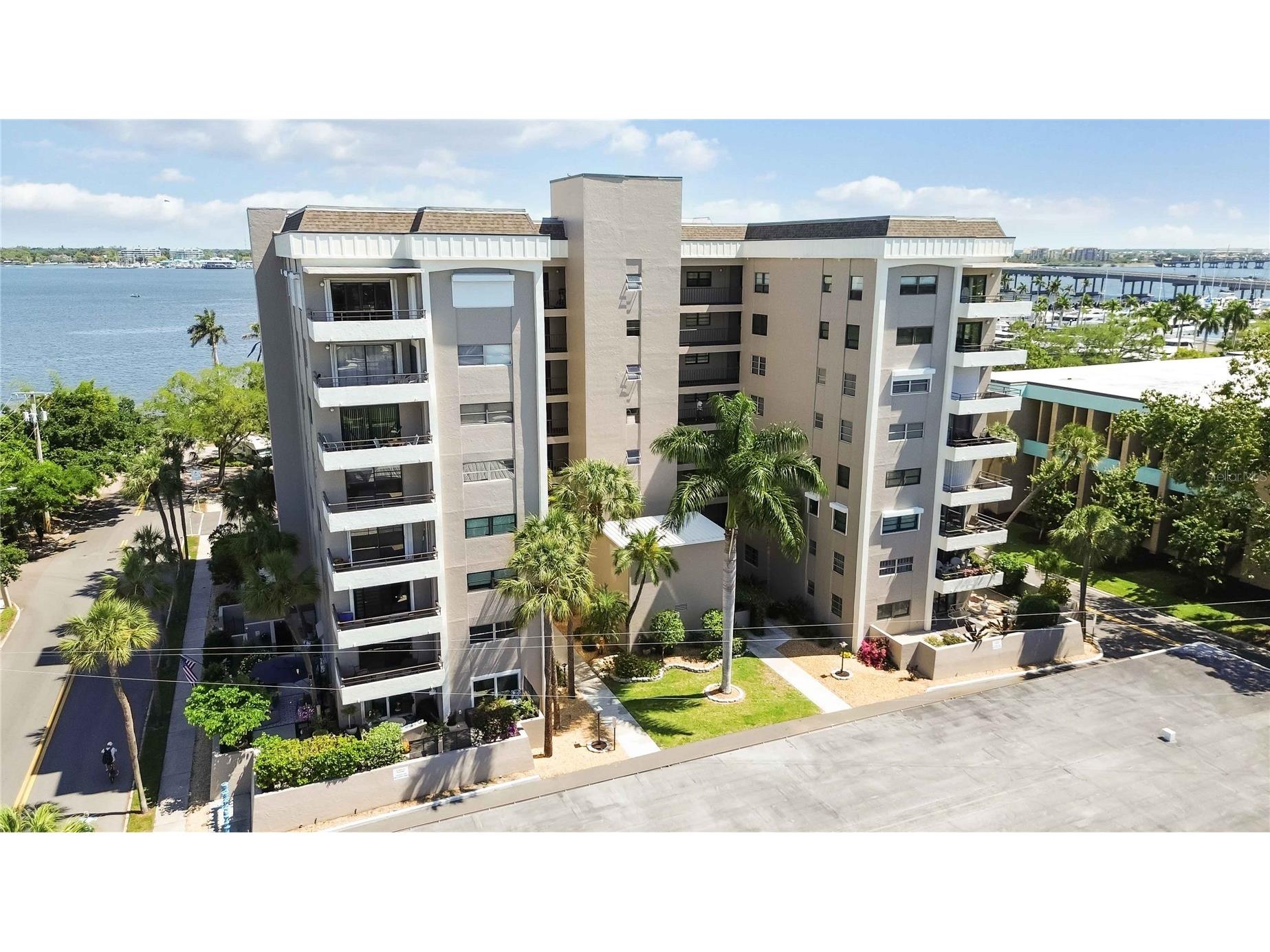 1400 Barcarrota Boulevard #201 Bradenton FL 34205 - MANATEE RIVER A4689356 image42