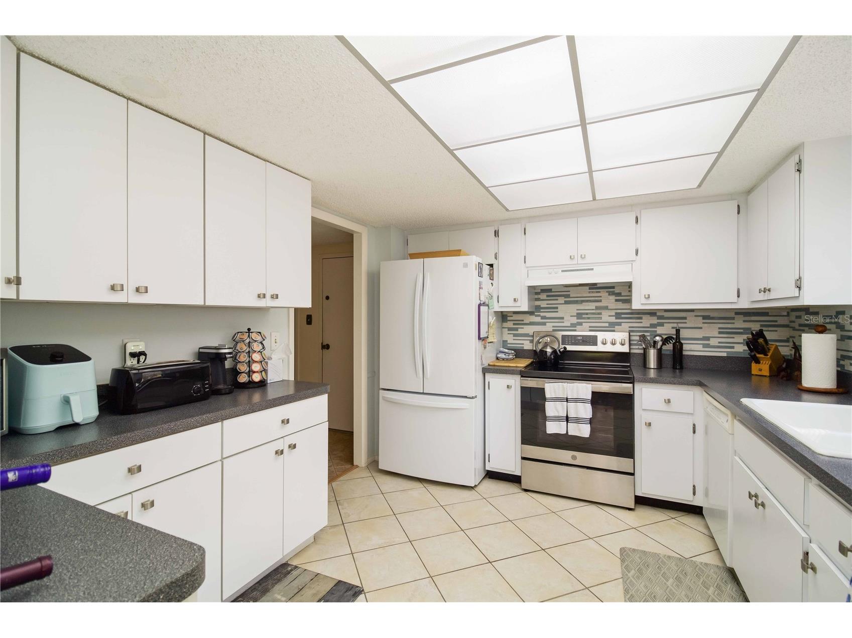 1400 Barcarrota Boulevard #201 Bradenton FL 34205 - MANATEE RIVER A4689356 image7