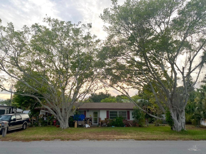 1400 Bay Palm Boulevard Indian Rocks Beach FL 33785 U8218353 image1