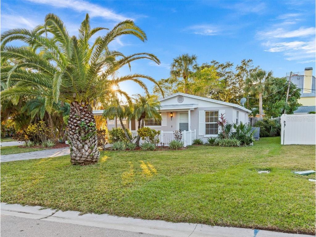 1400 Bay Pine Boulevard Indian Rocks Beach FL 33785 U8186345 image1