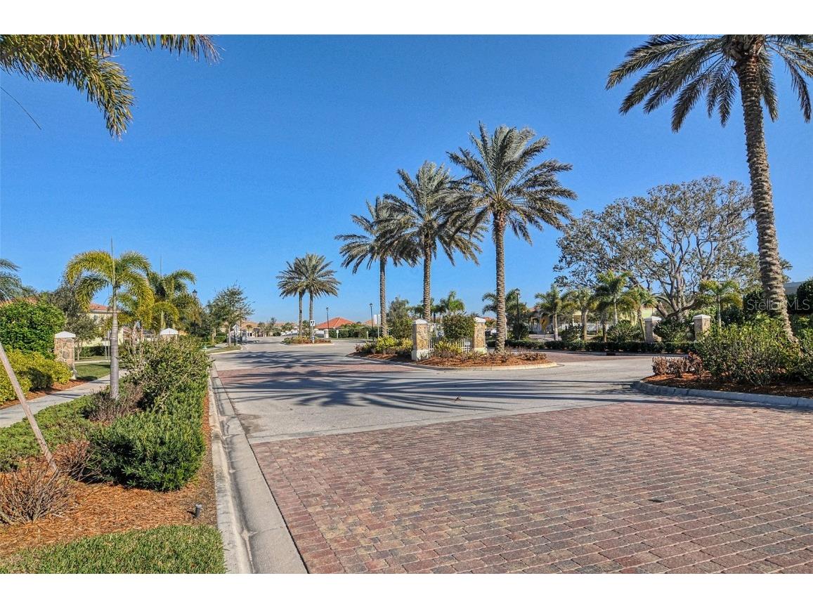 1400 Burgos Drive Sarasota FL 34238 A4665075 image45