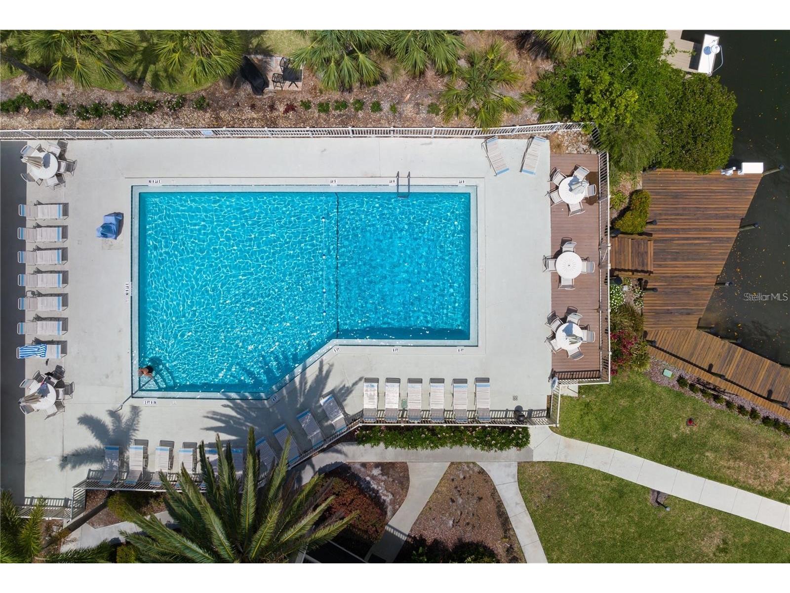 1400 Cove Ii Place #631 Sarasota FL 34242 A4681753 image33