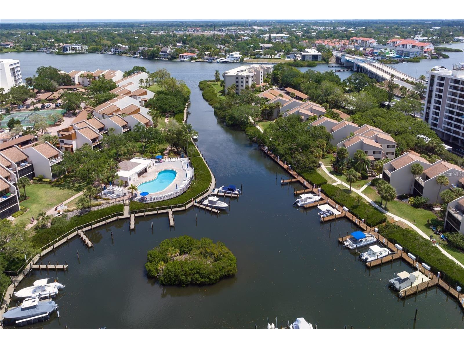 1400 Cove Ii Place #631 Sarasota FL 34242 A4681753 image34