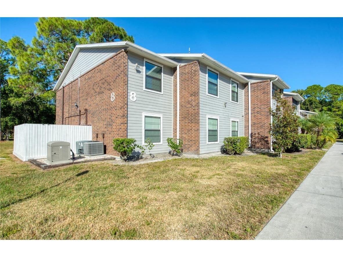 1400 Gandy Blvd. N Boulevard N #811 Saint Petersburg FL 33702 TB8446064 image1