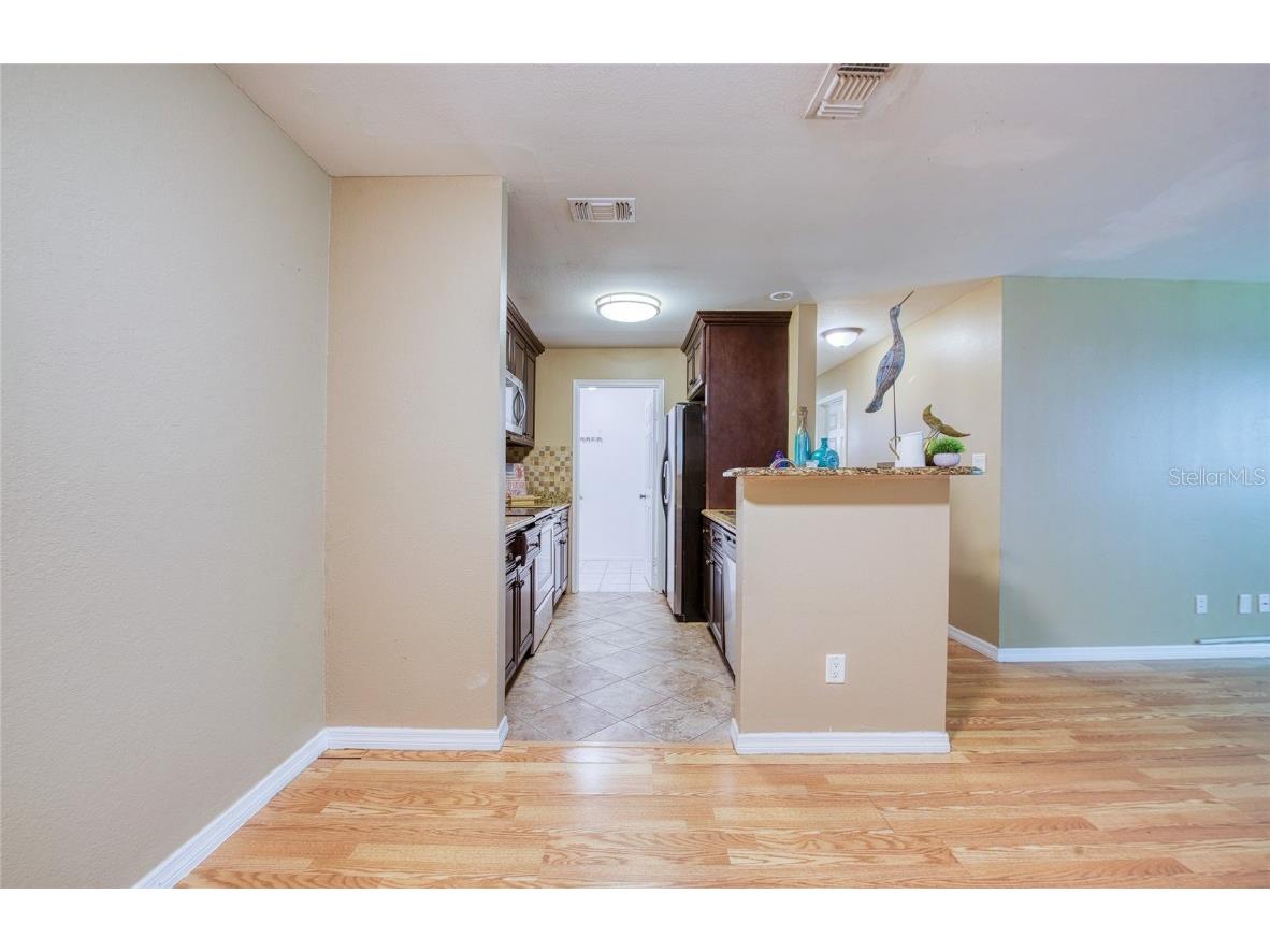 1400 Gandy Blvd. N Boulevard N #811 Saint Petersburg FL 33702 TB8446064 image14