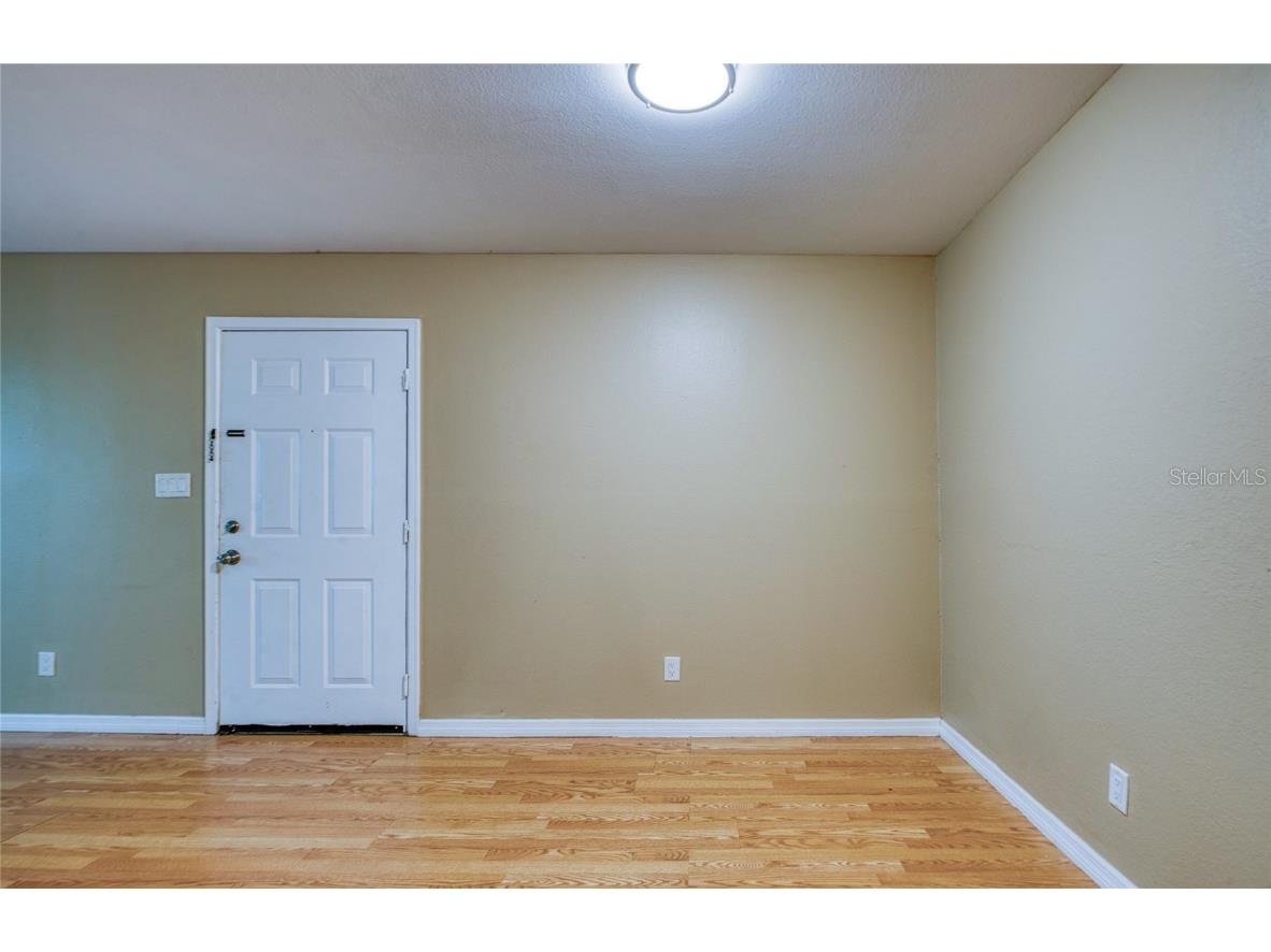 1400 Gandy Blvd. N Boulevard N #811 Saint Petersburg FL 33702 TB8446064 image23