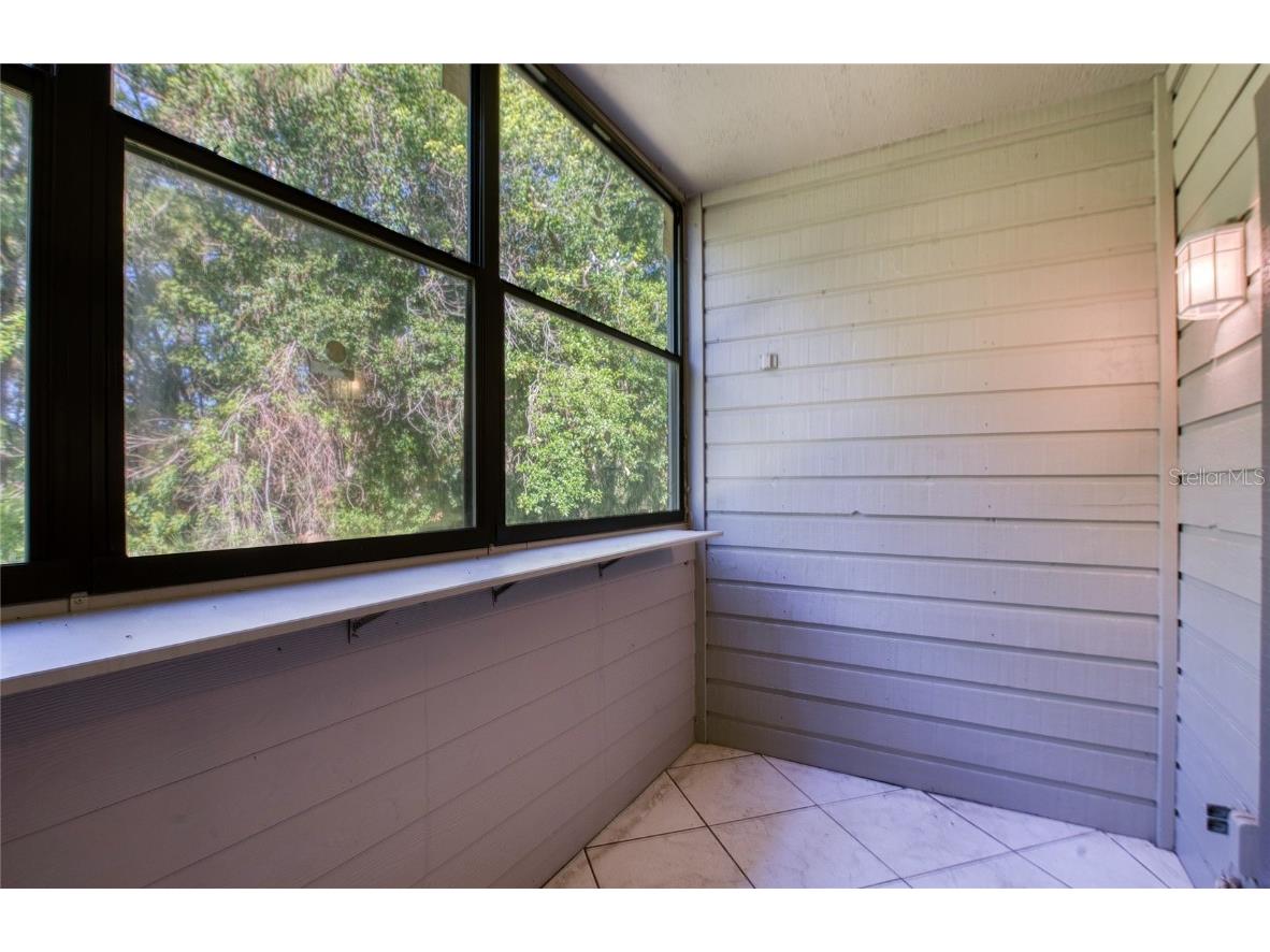 1400 Gandy Blvd. N Boulevard N #811 Saint Petersburg FL 33702 TB8446064 image35