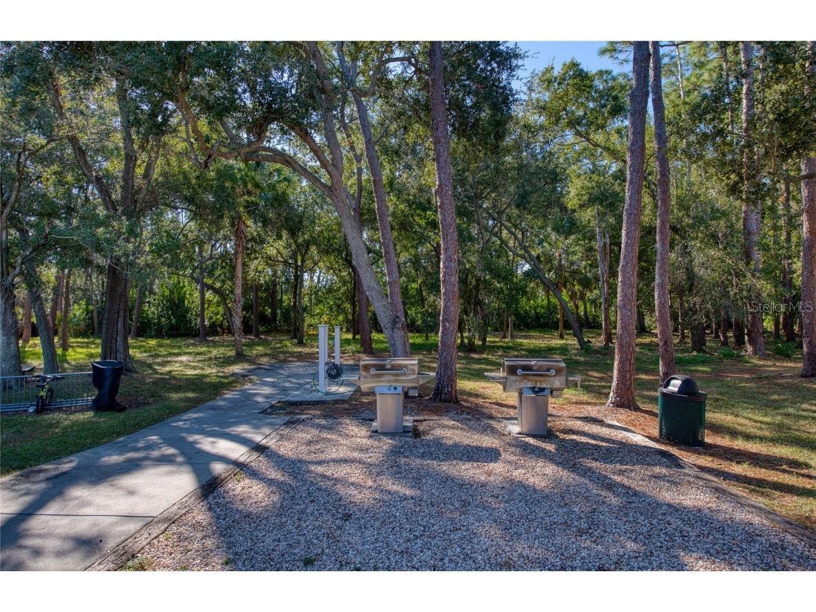 1400 Gandy Blvd. N Boulevard N #811 Saint Petersburg FL 33702 TB8446064 image42