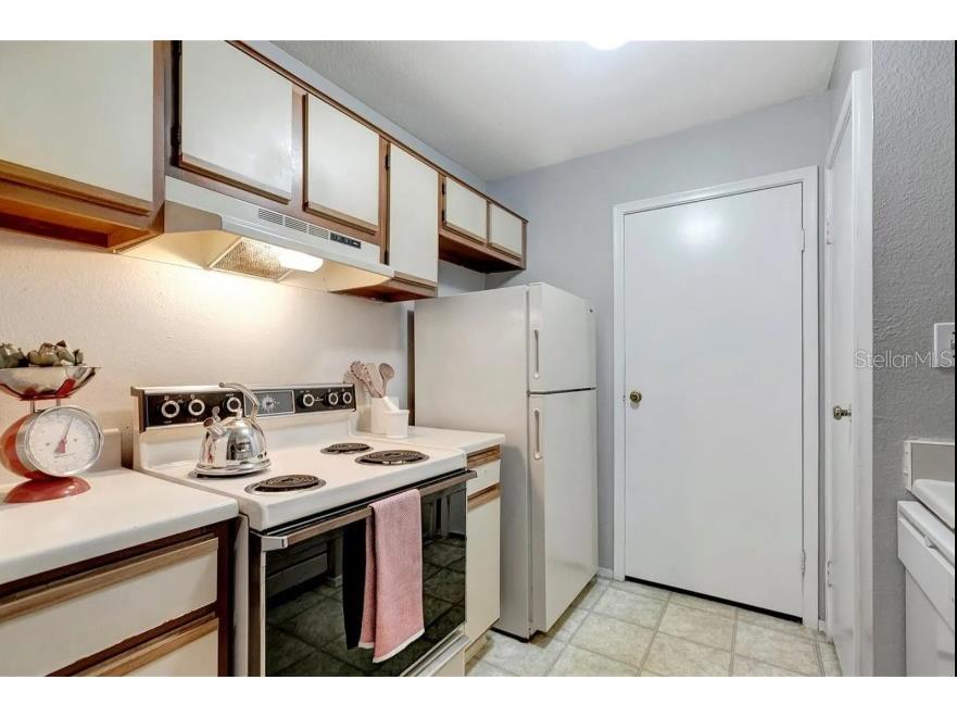 1400 Gandy Boulevard #1407 Saint Petersburg FL 33702 TB8493867 image11