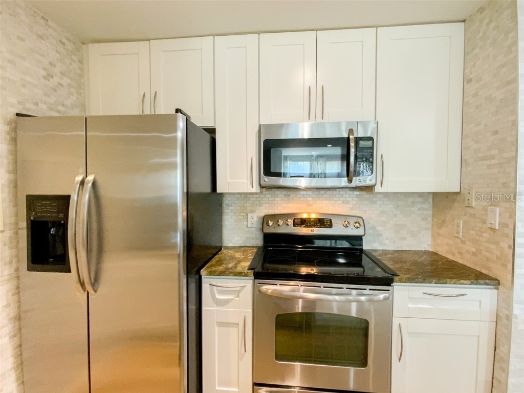 1400 Gandy Boulevard N #1013 Saint Petersburg FL 33702 TB8454179 image5