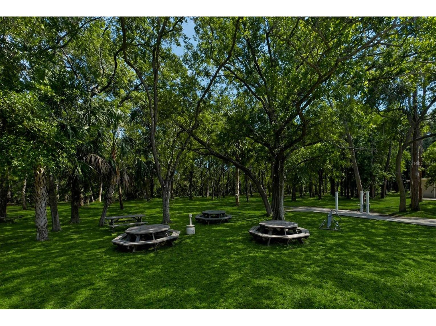 1400 Gandy Boulevard N #1107 Saint Petersburg FL 33702 TB8510174 image42