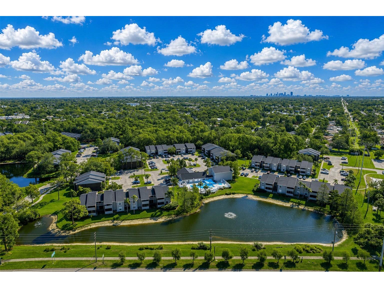 1400 Gandy Boulevard N #1107 Saint Petersburg FL 33702 TB8510174 image60