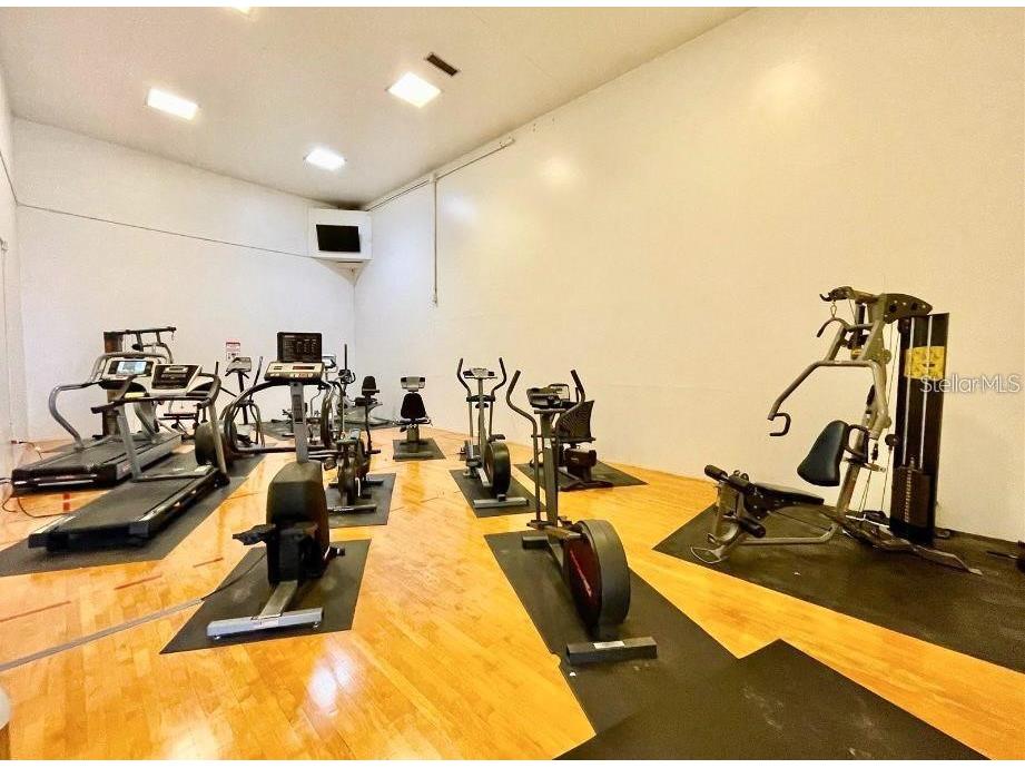 1400 Gandy Boulevard N #1107 Saint Petersburg FL 33702 TB8510174 image66