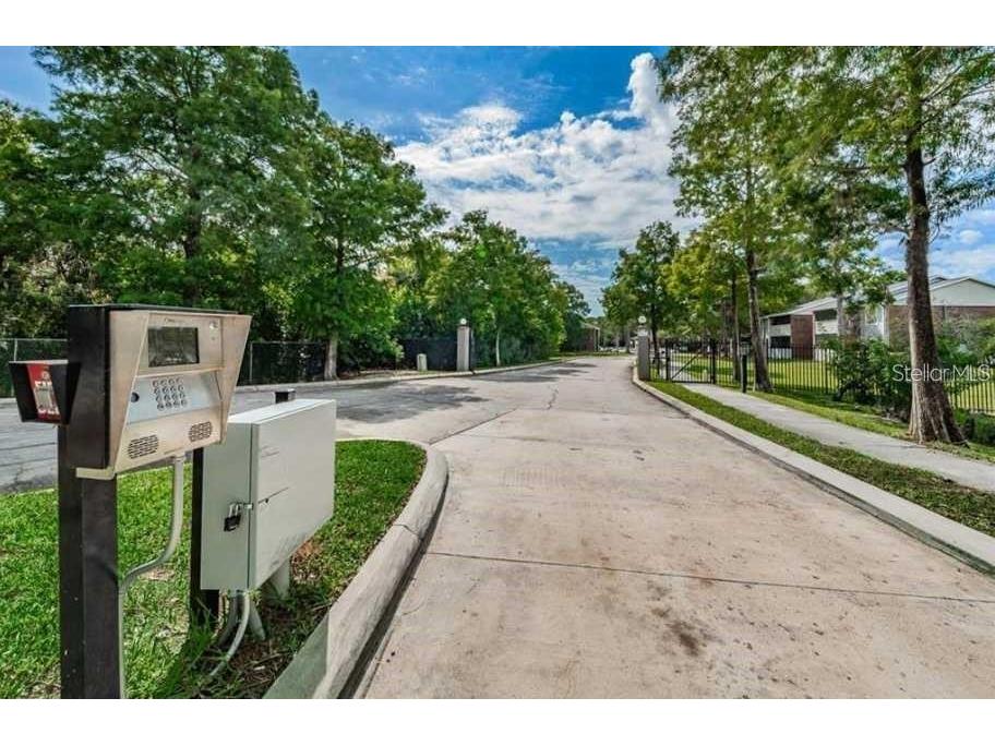 1400 Gandy Boulevard N #1107 Saint Petersburg FL 33702 TB8510174 image73