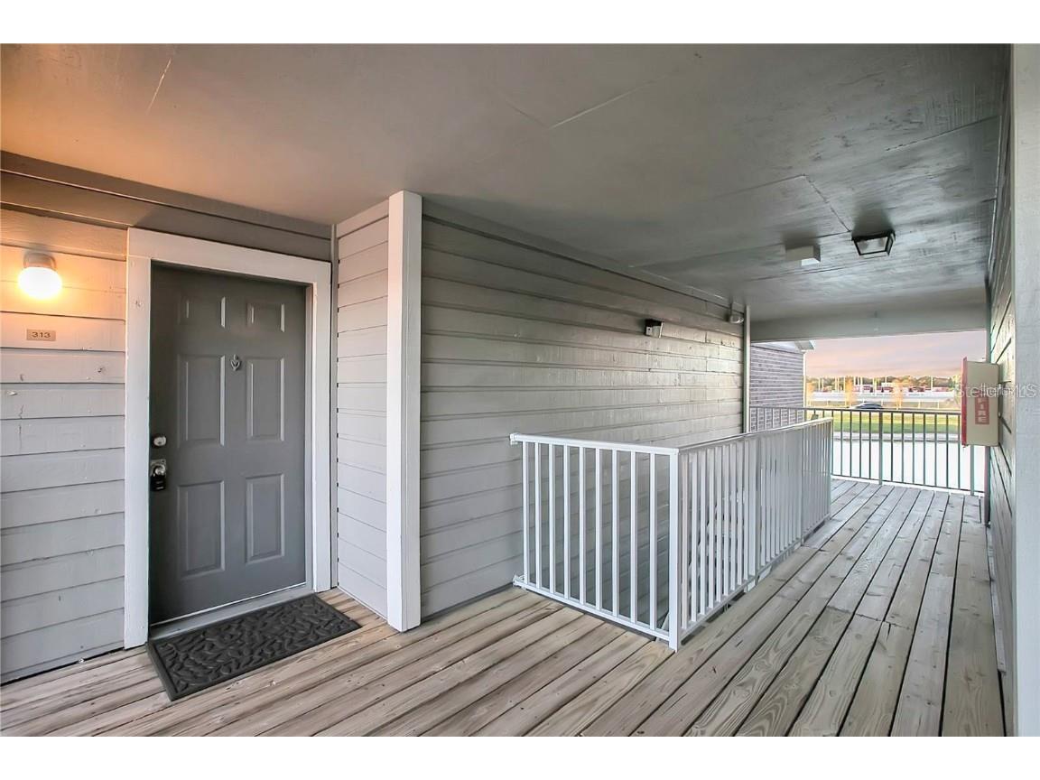 1400 Gandy Boulevard N #1416 Saint Petersburg FL 33702 TB8456621 image2