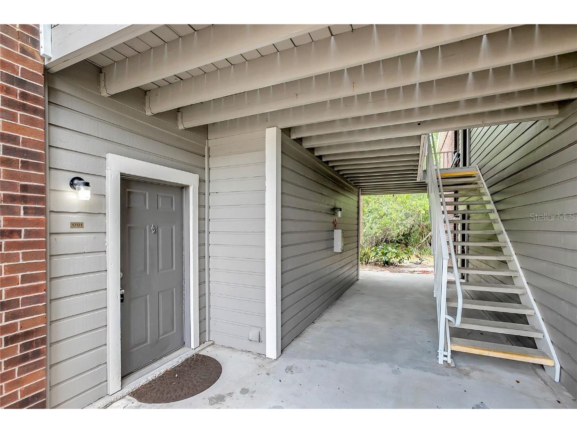1400 Gandy Boulevard N #1701 Saint Petersburg FL 33702 TB8373534 image1