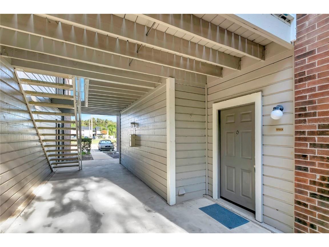 1400 Gandy Boulevard N #1703 Saint Petersburg FL 33702 T3456875 image1