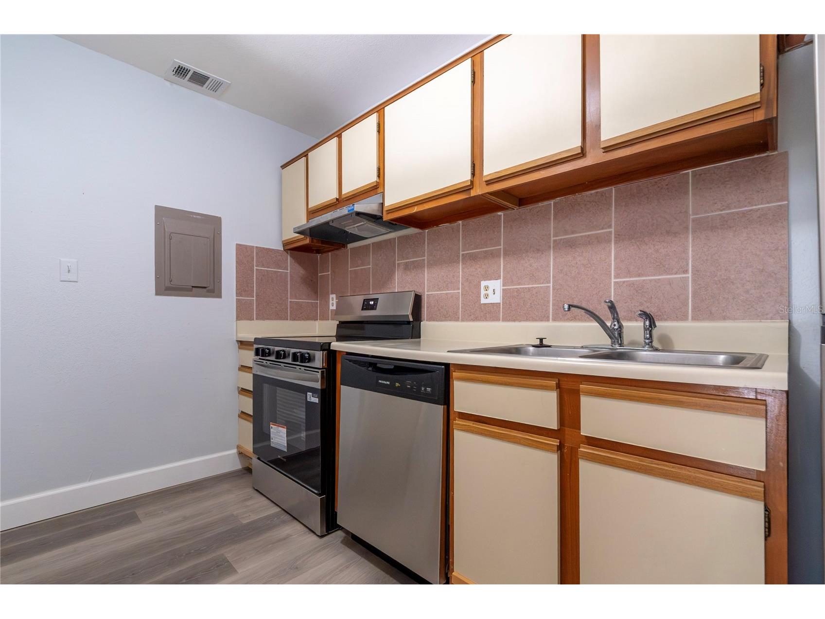 1400 Gandy Boulevard N #1708 Saint Petersburg FL 33702 TB8531997 image10