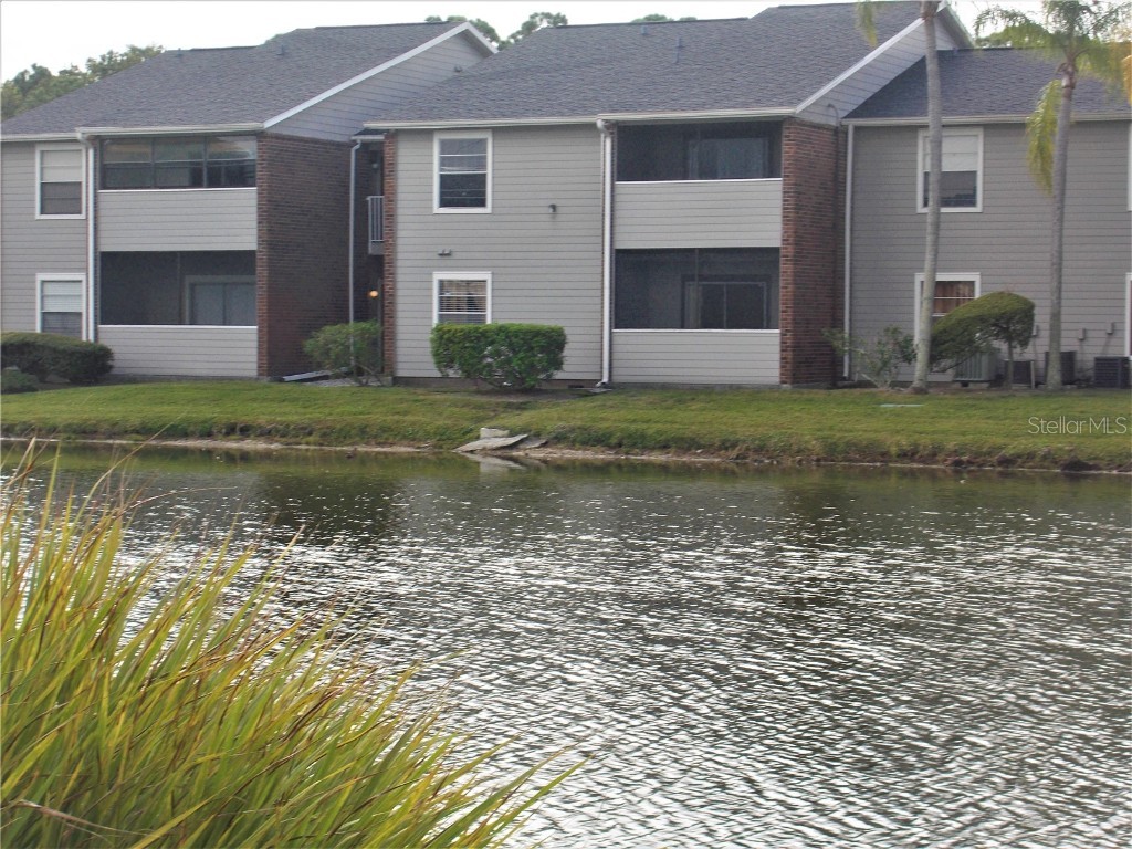 1400 Gandy Boulevard N #411 Saint Petersburg FL 33702 U8178637 image1