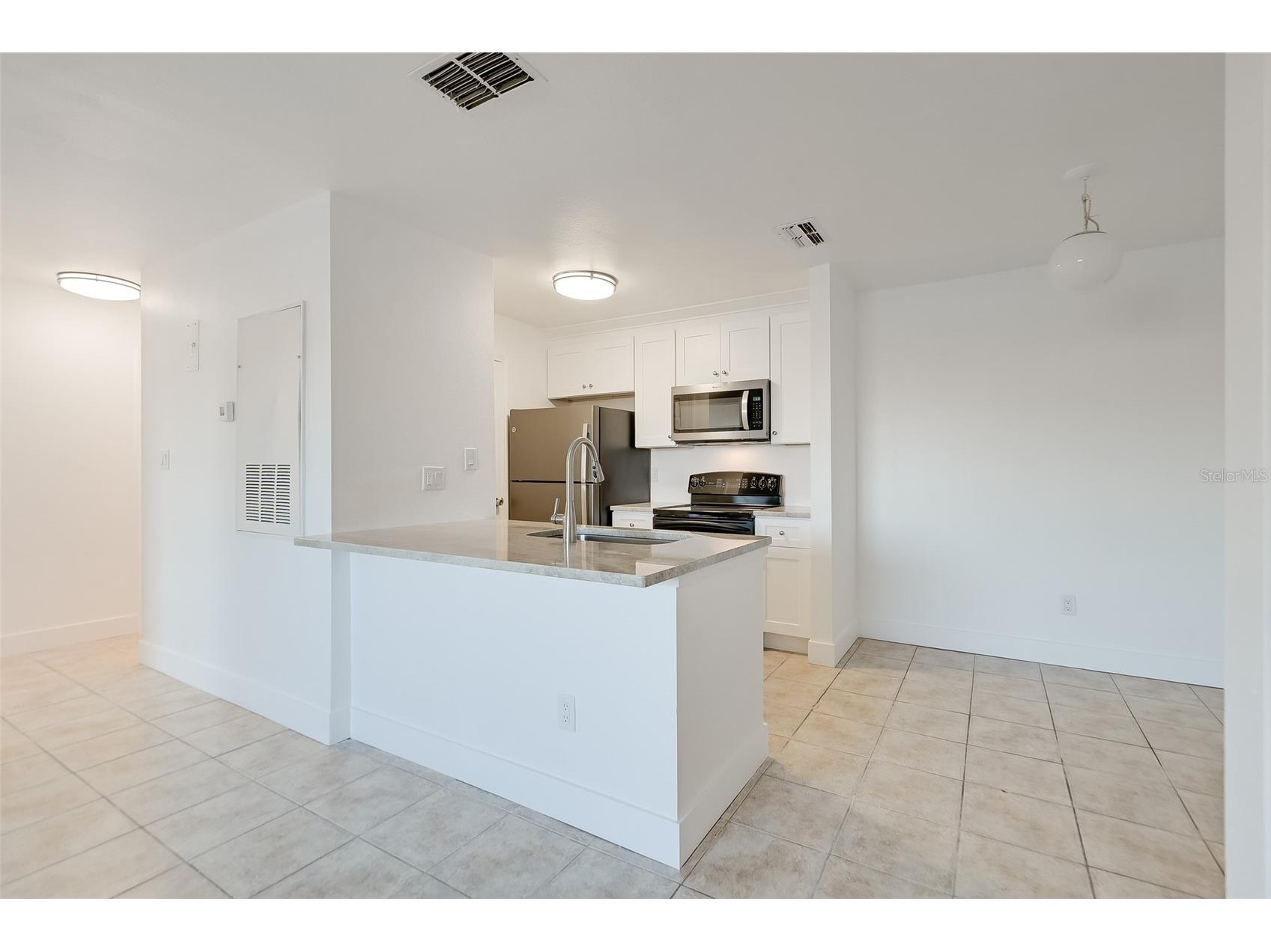 1400 Gandy Boulevard N #412 Saint Petersburg FL 33702 - WINDJAMMER TB8487576 image2