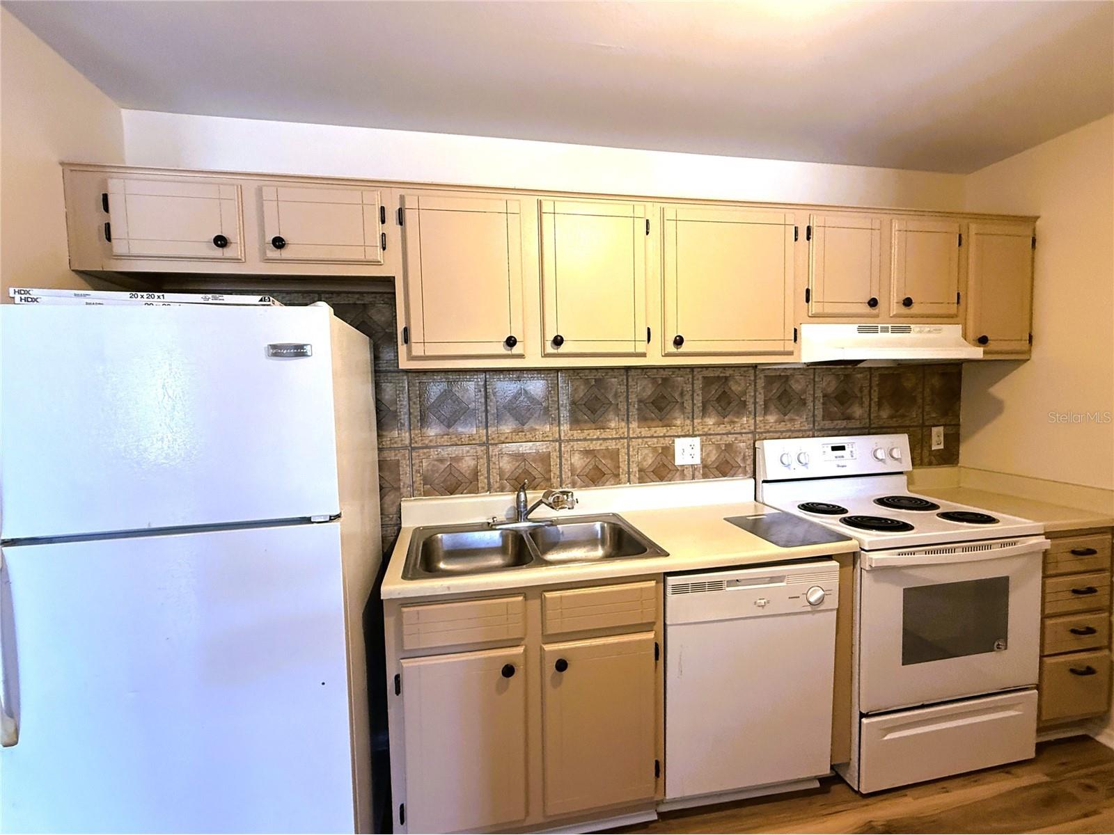 1400 Gandy Boulevard N #505 Saint Petersburg FL 33702 TB8494820 image4