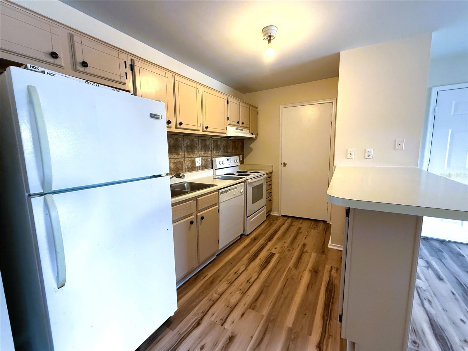 1400 Gandy Boulevard N #505 Saint Petersburg FL 33702 TB8494820 image5