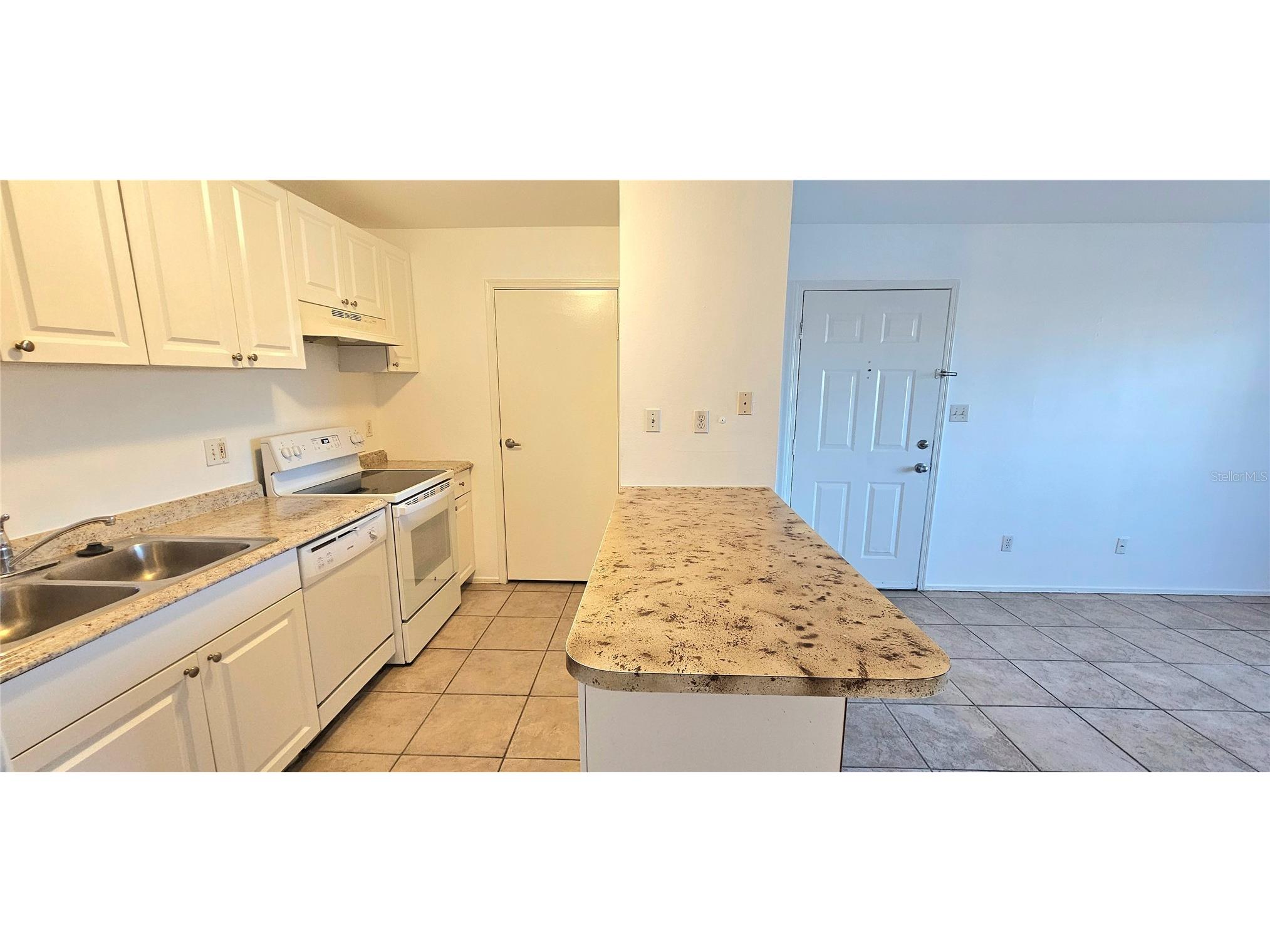 1400 Gandy Boulevard N #512 Saint Petersburg FL 33702 TB8468459 image6