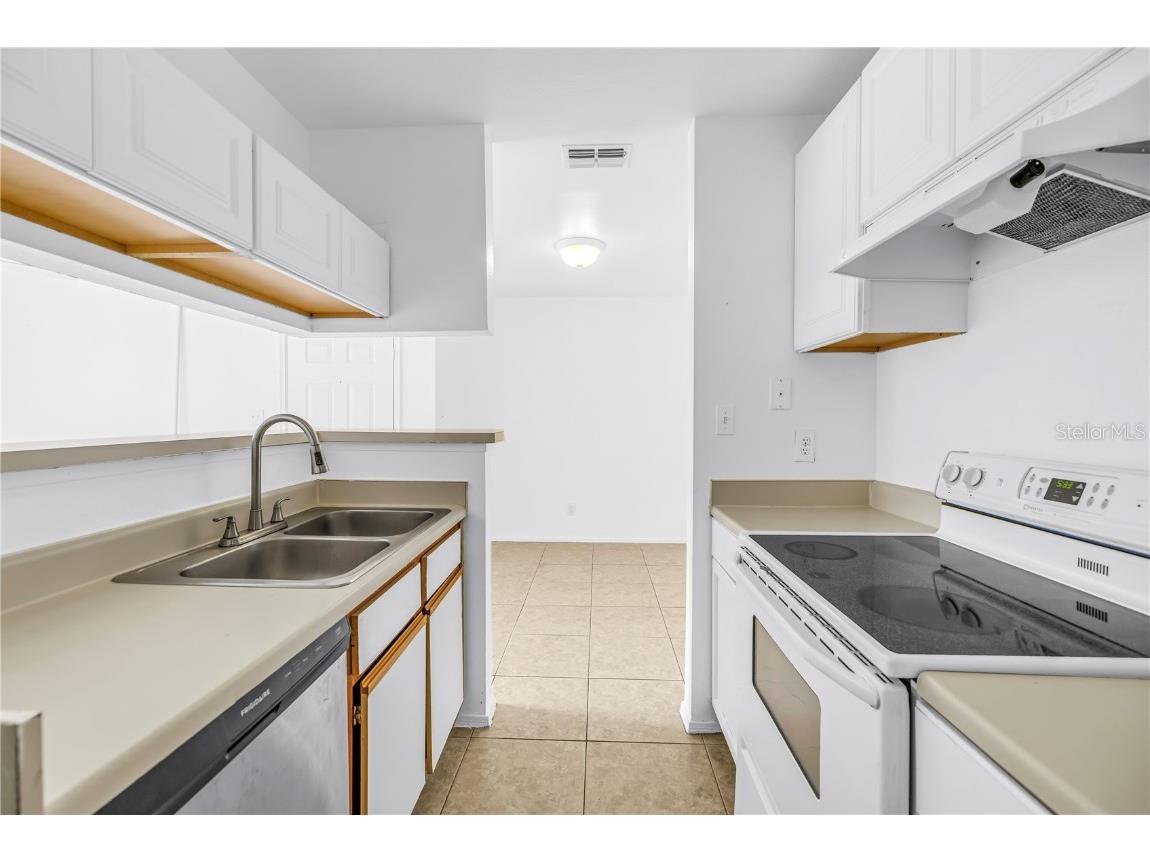 1400 Gandy Boulevard N #902 Saint Petersburg FL 33702 TB8454905 image12