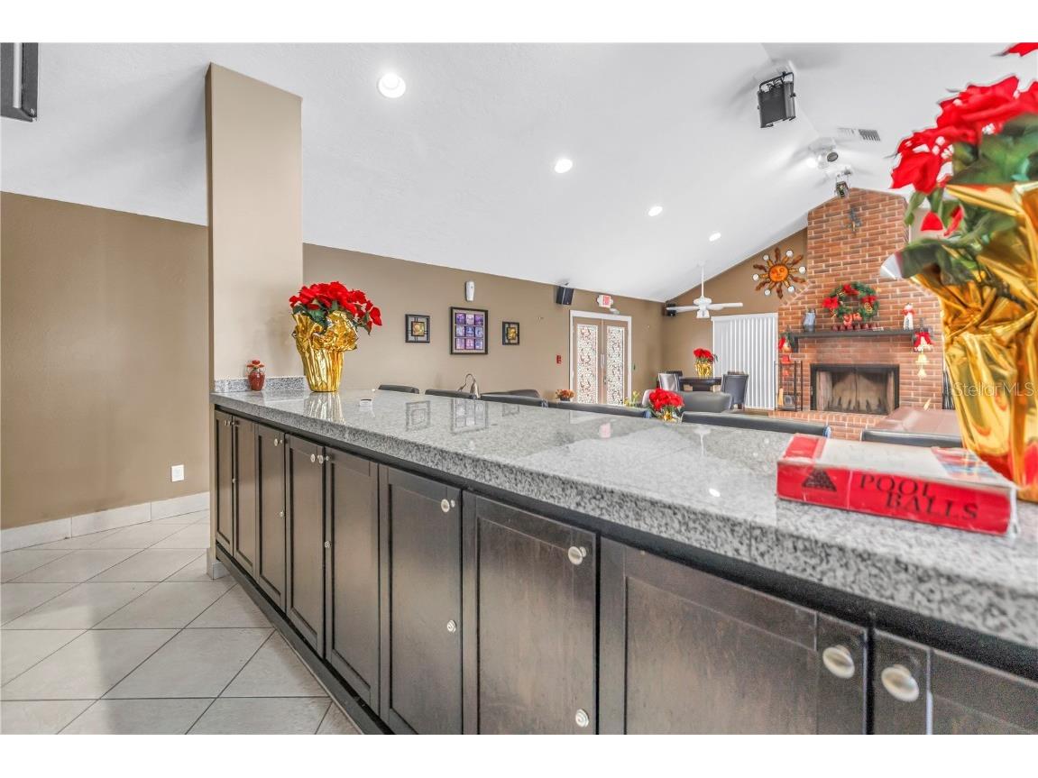 1400 Gandy Boulevard N #902 Saint Petersburg FL 33702 TB8454905 image40