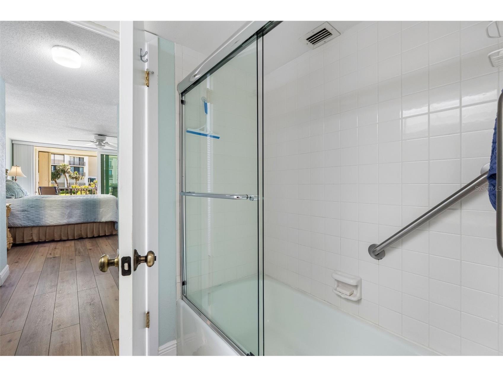 1400 Gulf Boulevard #101 Clearwater Beach FL 33767 TB8500437 image27