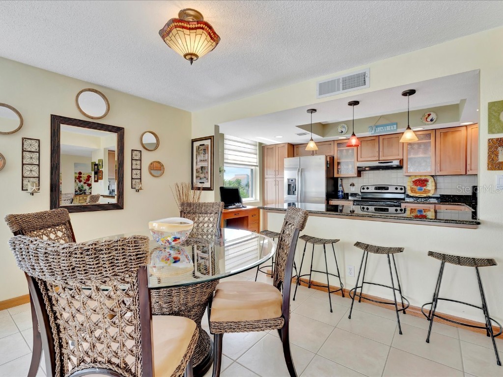 1400 Gulf Boulevard #204 Clearwater Beach FL 33767 TB8425088 image18