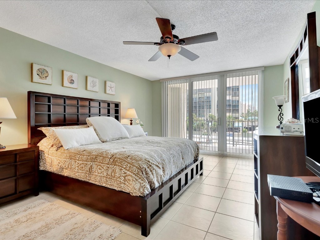 1400 Gulf Boulevard #204 Clearwater Beach FL 33767 TB8425088 image20