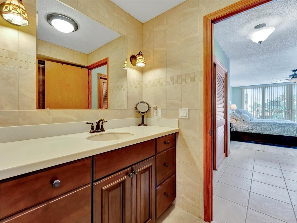 1400 Gulf Boulevard #204 Clearwater Beach FL 33767 TB8425088 image25