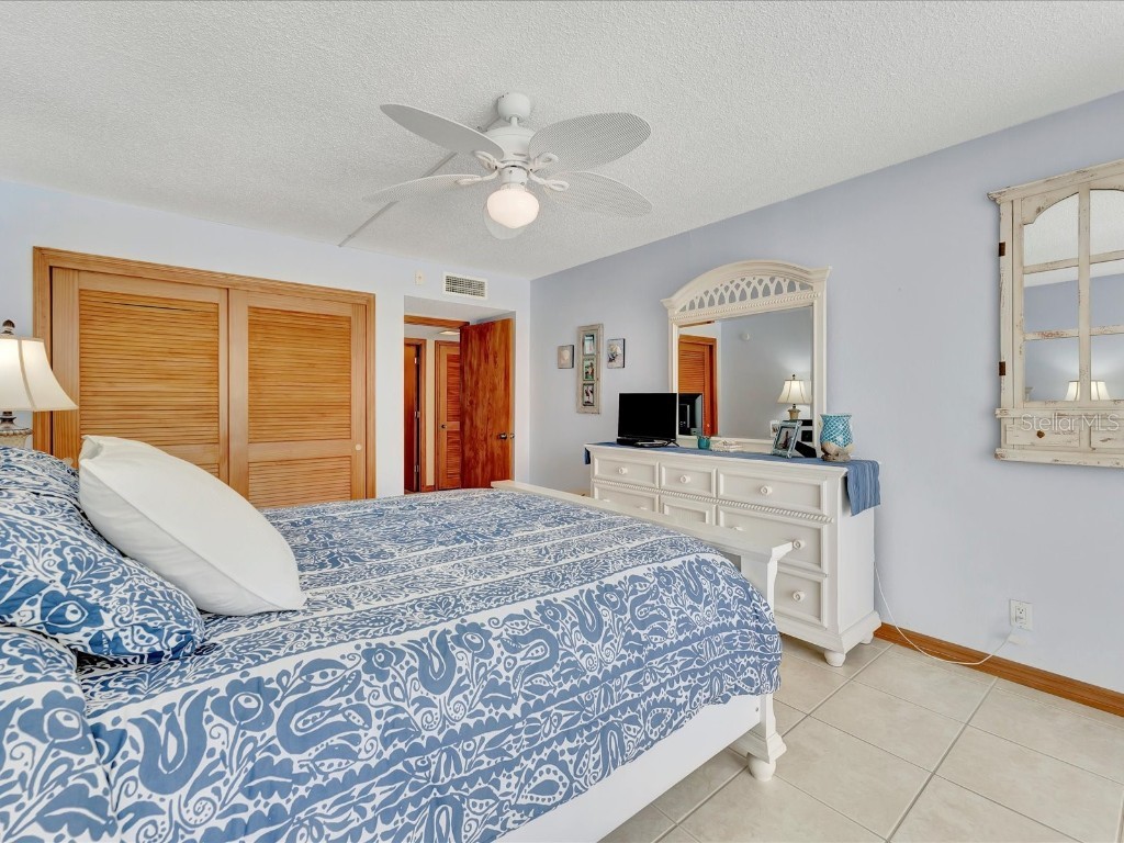 1400 Gulf Boulevard #204 Clearwater Beach FL 33767 TB8425088 image28