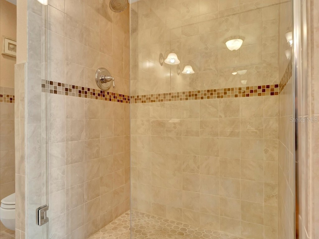 1400 Gulf Boulevard #204 Clearwater Beach FL 33767 TB8438906 image32