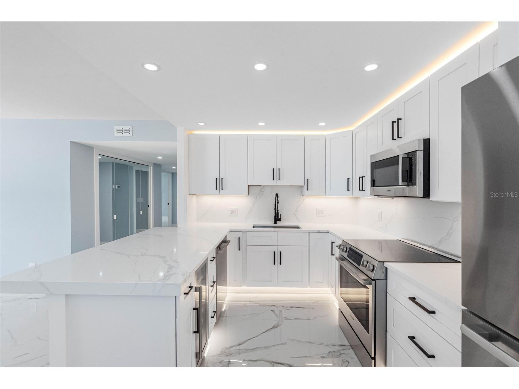 1400 Gulf Boulevard #409 Clearwater Beach FL 33767 TB8512686 image14