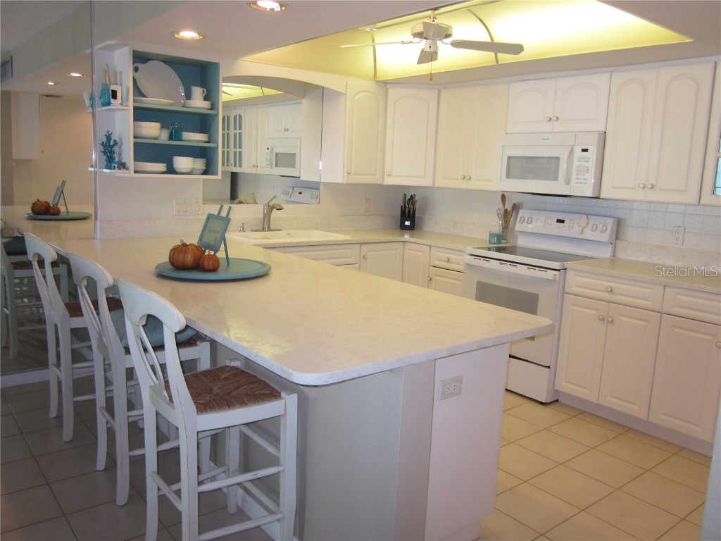 1400 Gulf Boulevard #608 Clearwater Beach FL 33767 TB8449840 image4