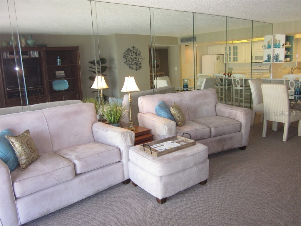 1400 Gulf Boulevard #608 Clearwater Beach FL 33767 TB8449840 image6