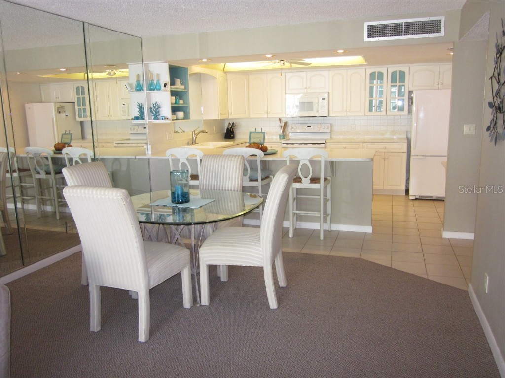 1400 Gulf Boulevard #608 Clearwater Beach FL 33767 TB8449840 image8