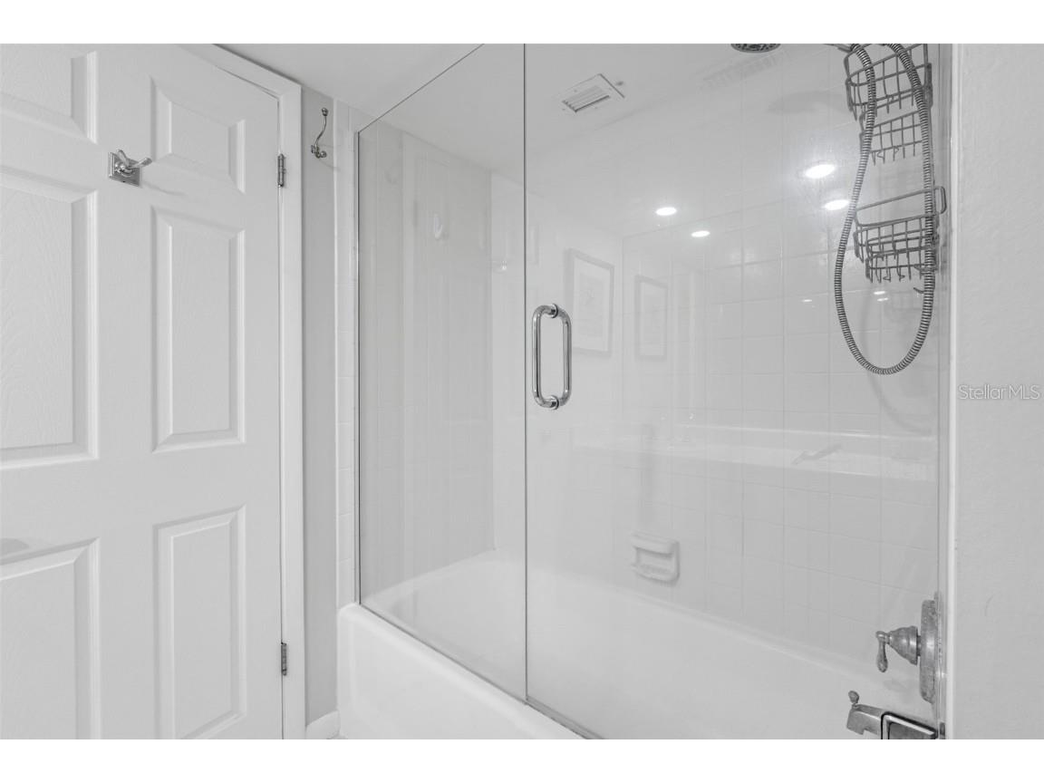 1400 Gulf Boulevard #701 Clearwater Beach FL 33767 TB8446882 image27