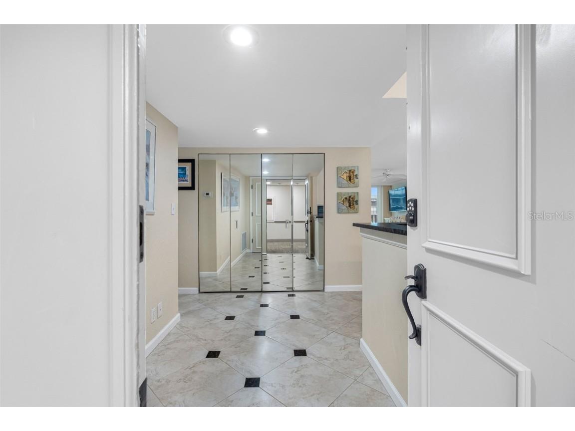 1400 Gulf Boulevard #701 Clearwater Beach FL 33767 TB8446882 image3