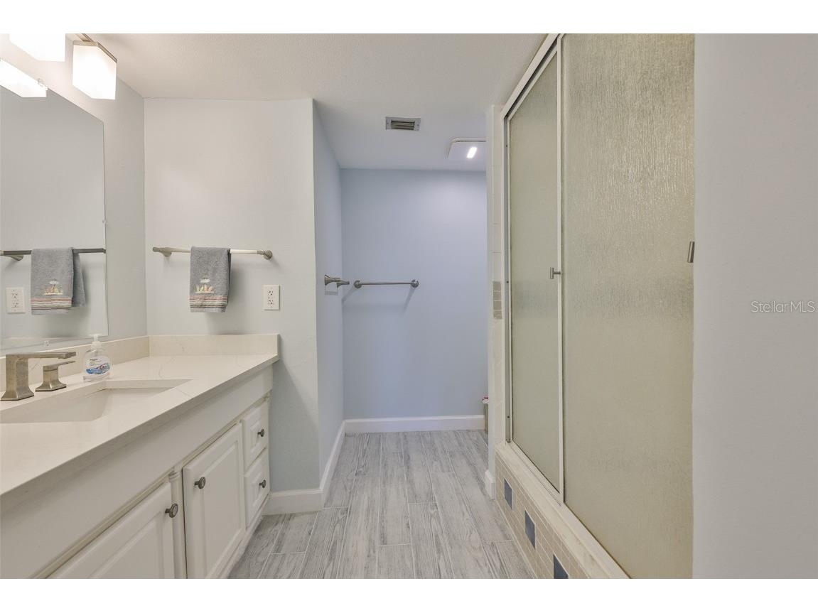 1400 Gulf Boulevard #704 Clearwater Beach FL 33767 TB8433543 image15