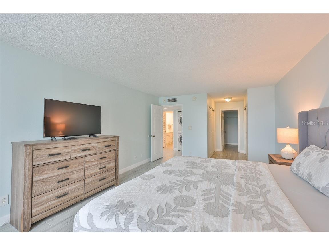 1400 Gulf Boulevard #704 Clearwater Beach FL 33767 TB8433543 image17