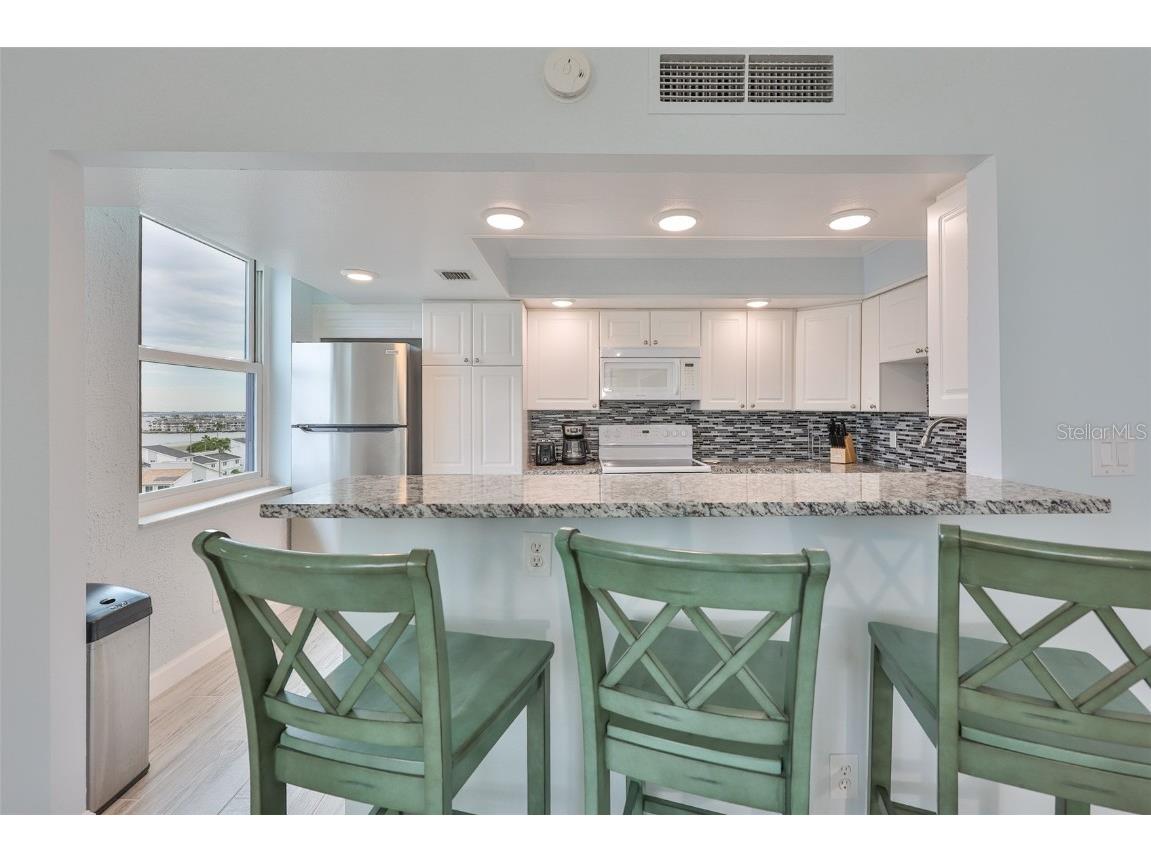1400 Gulf Boulevard #704 Clearwater Beach FL 33767 TB8433543 image9